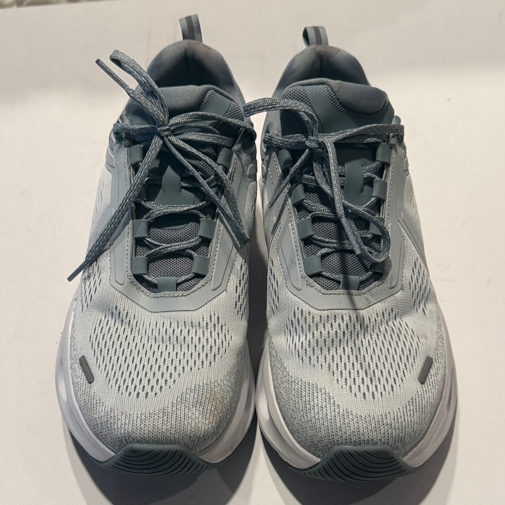 Women's Light Gray Sneakers